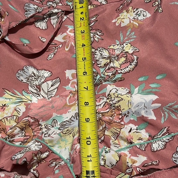 Cupcakes and Cashmere Womens Pajama Set Sz S Mauve Floral Lightweight Top Shorts - Picture 14 of 15